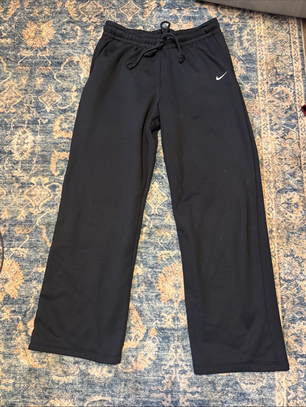 Nike Black Kids' Drawstring Fleece Joggers with White Swoosh